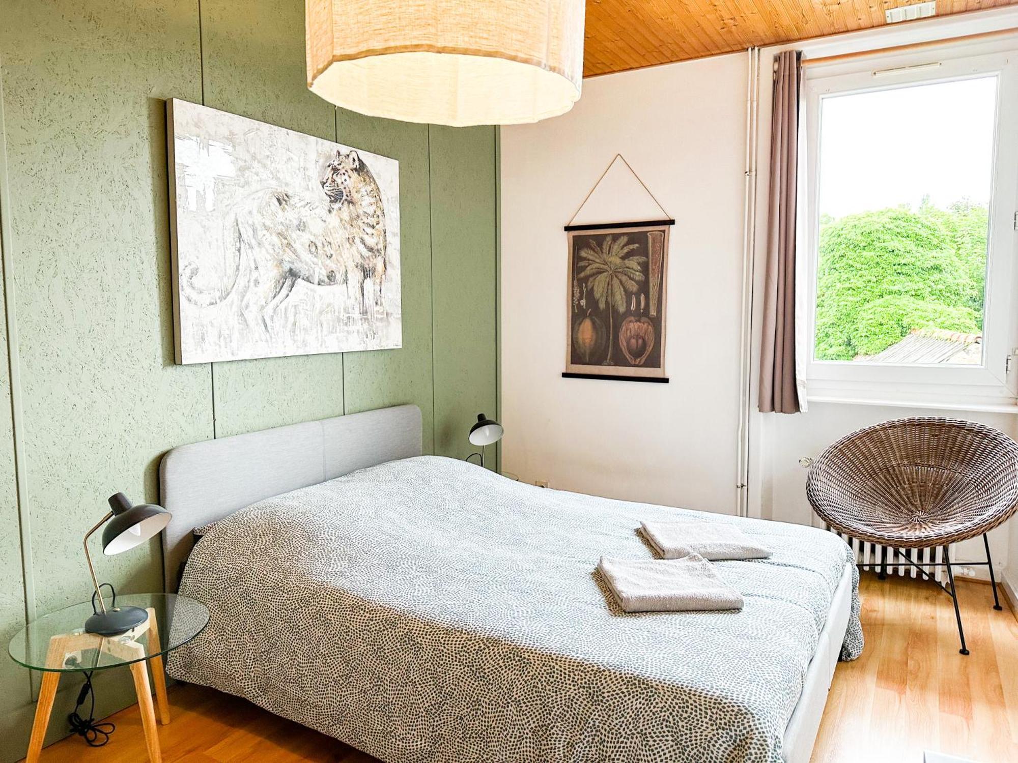Ii-Charmant Appartement Au Coeur De La Ville Guingamp Dış mekan fotoğraf